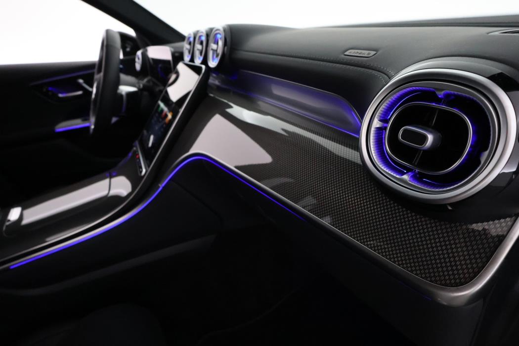 Mercedes-Benz GLC 2025
