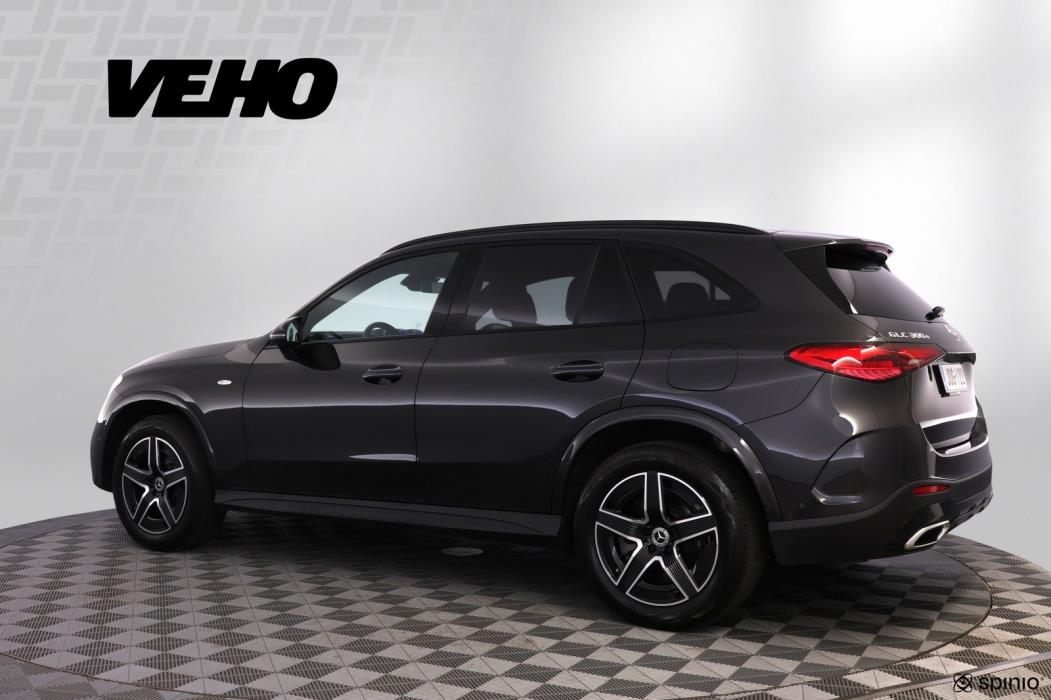 Mercedes-Benz GLC 2025