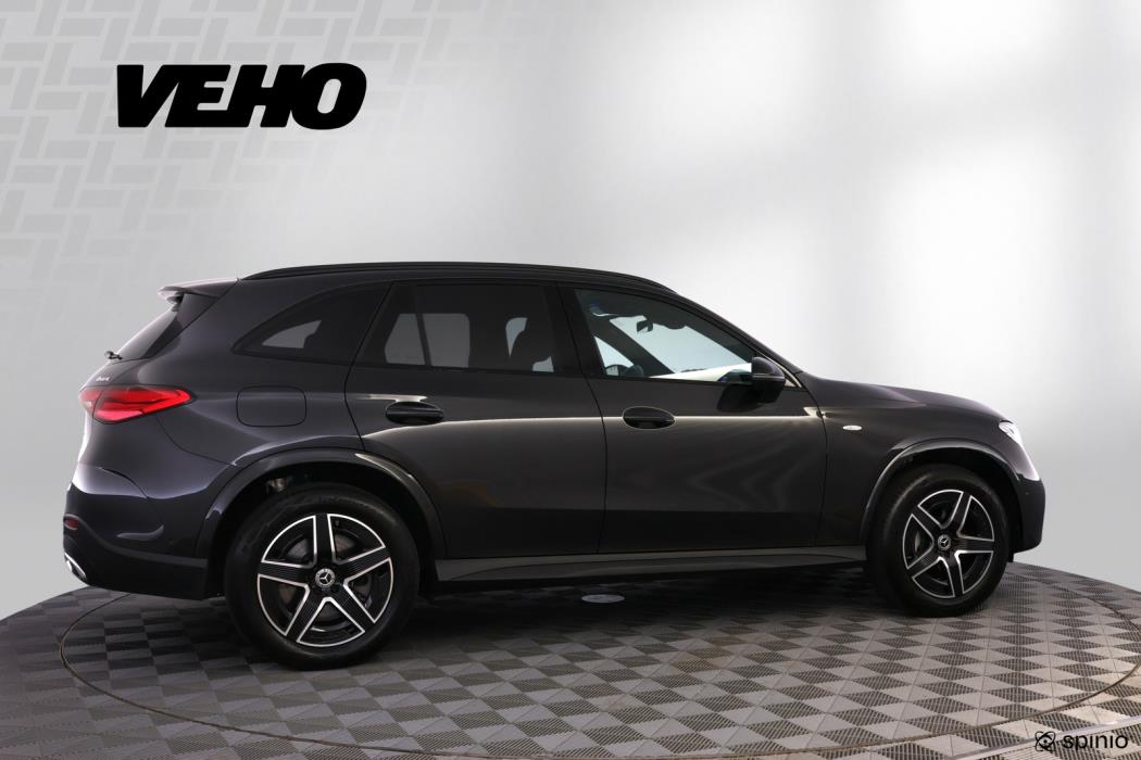 Mercedes-Benz GLC 2025