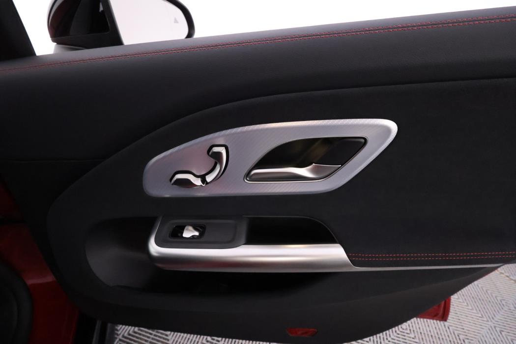 Mercedes-Benz CLA 2025