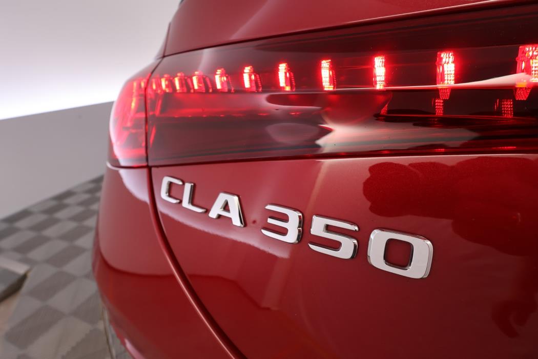 Mercedes-Benz CLA 2025