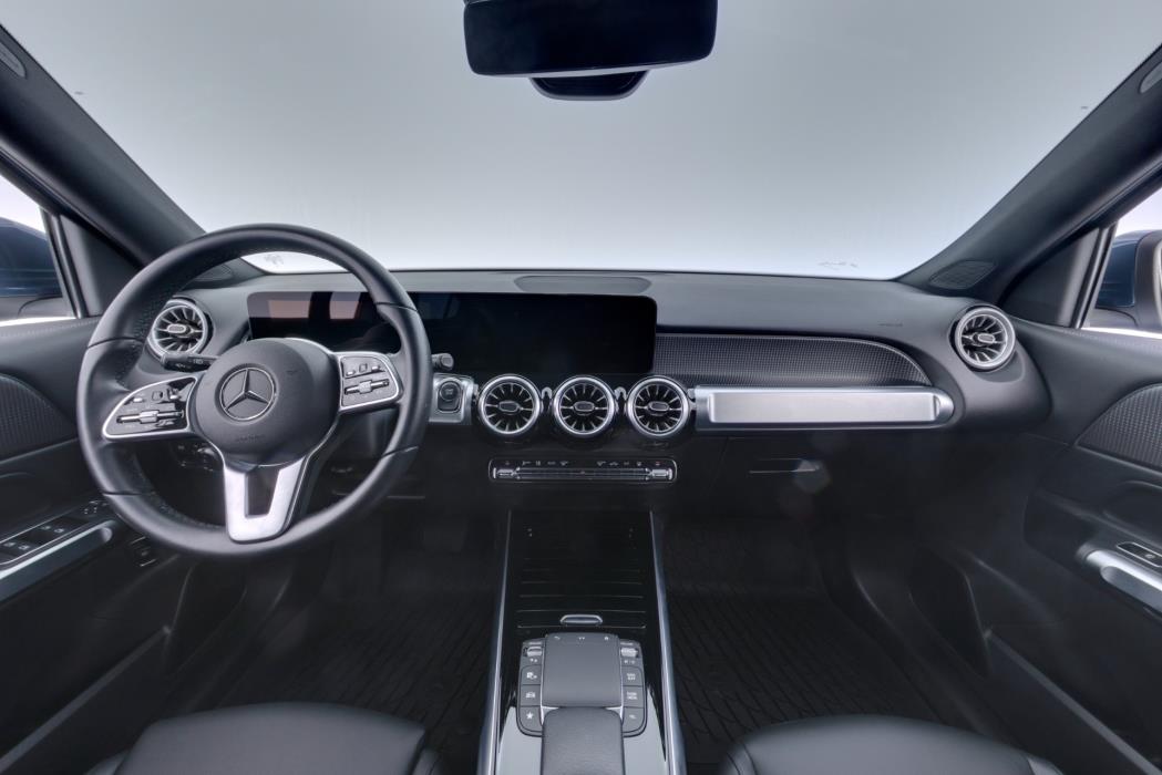 Mercedes-Benz EQB 2022