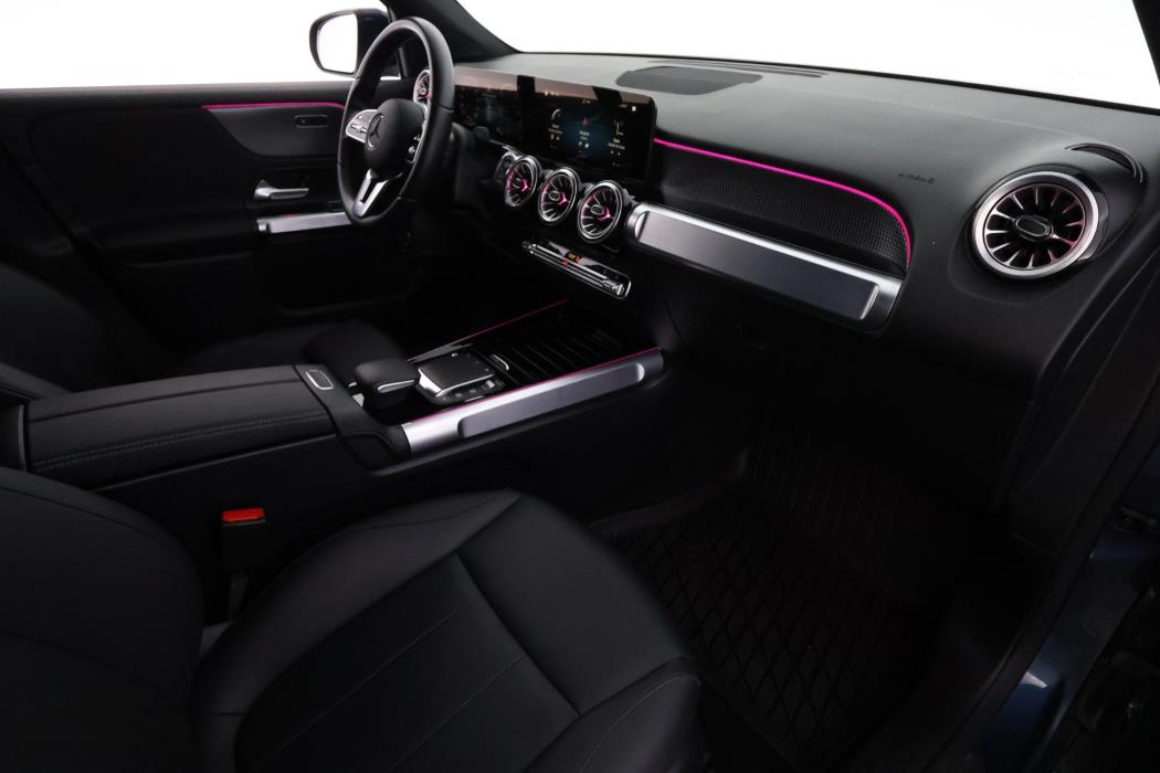 Mercedes-Benz EQB 2022