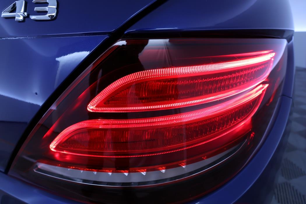 Mercedes-Benz SLC 2016