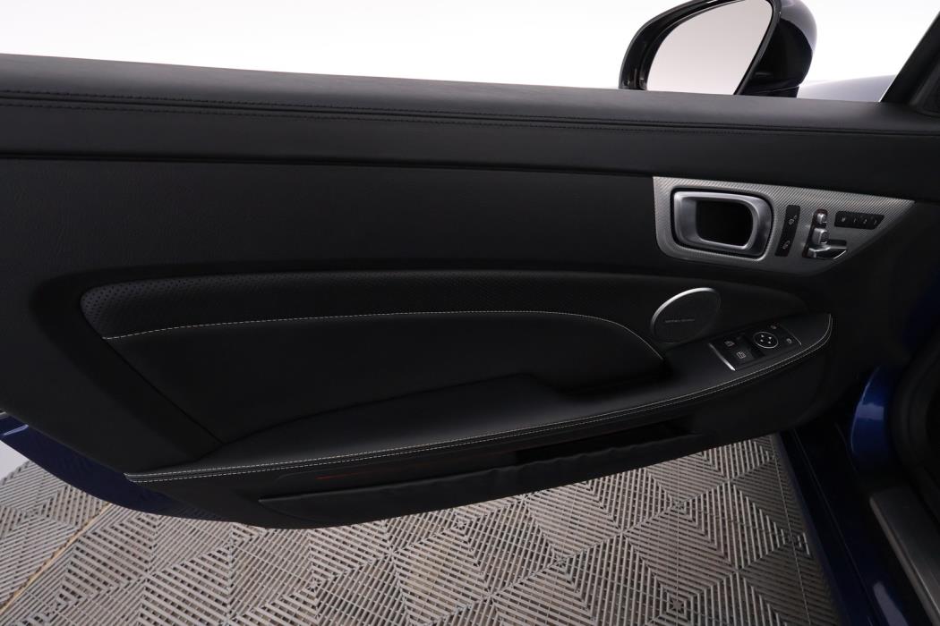 Mercedes-Benz SLC 2016