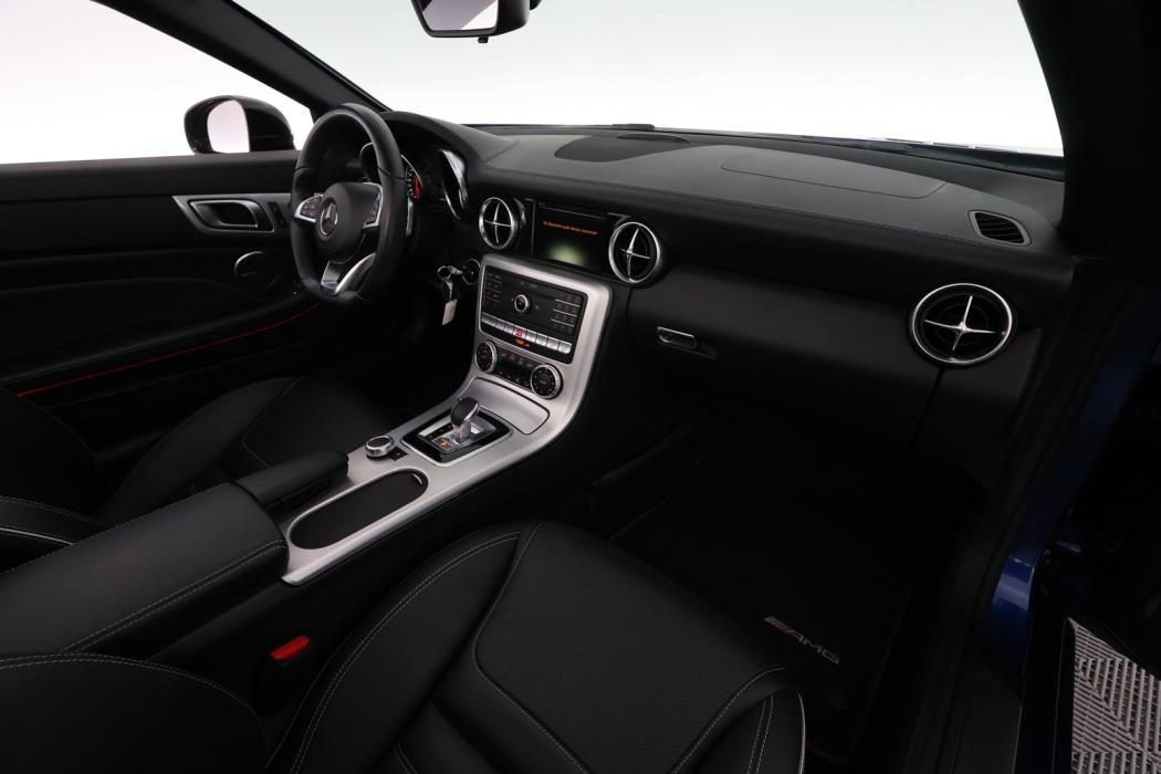 Mercedes-Benz SLC 2016