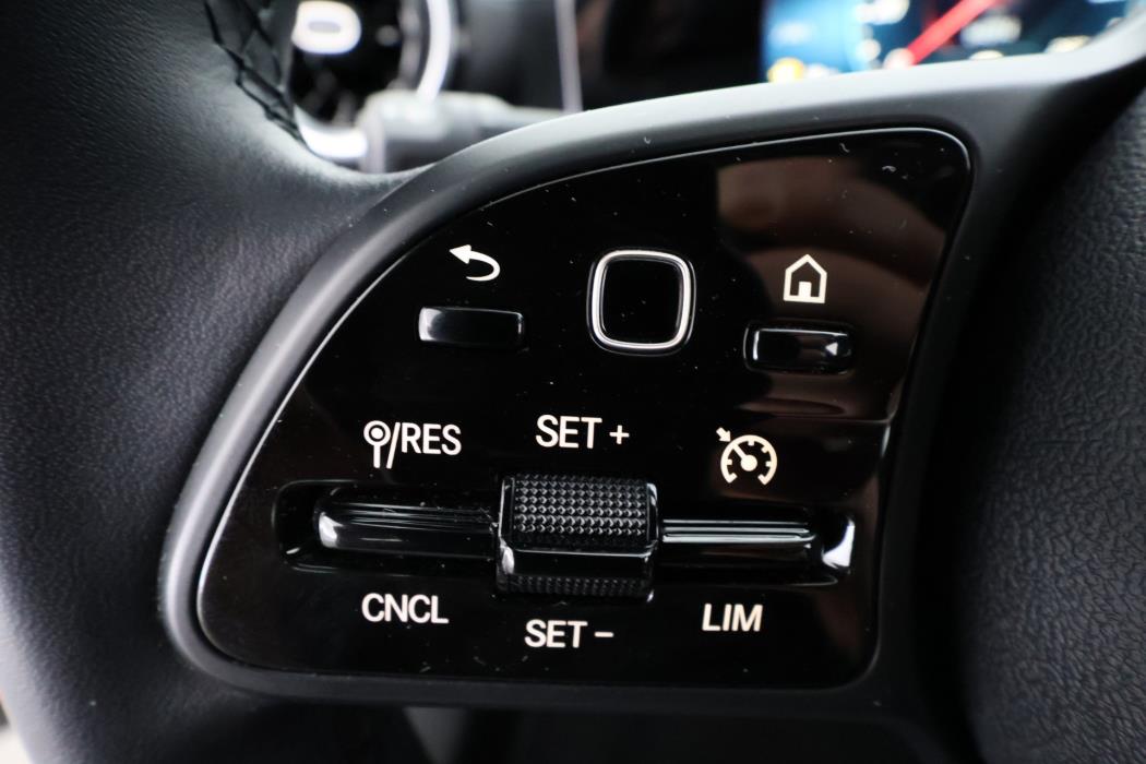 Mercedes-Benz A 2021