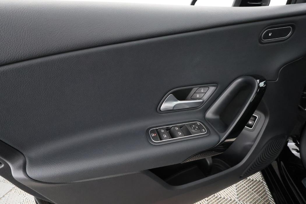 Mercedes-Benz A 2021