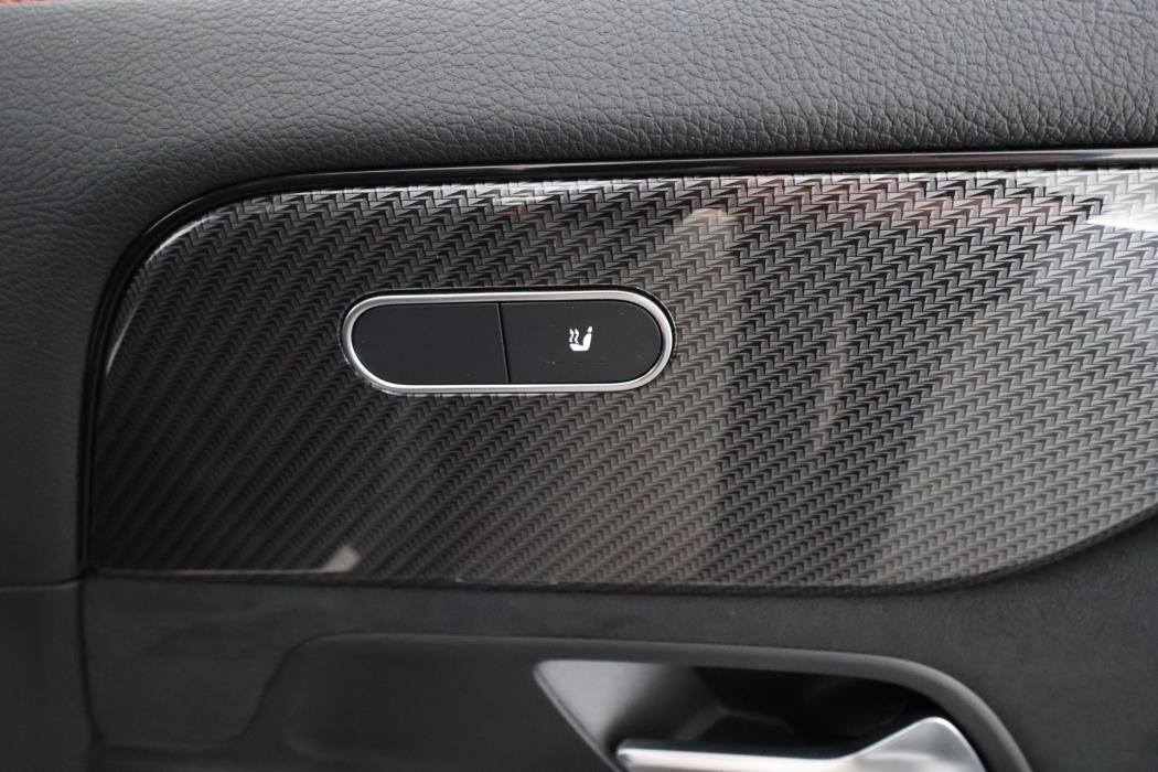 Mercedes-Benz GLA 2021