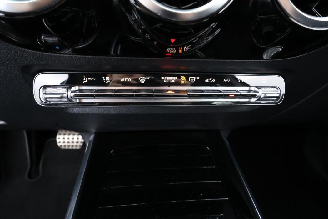 Mercedes-Benz GLA 2021