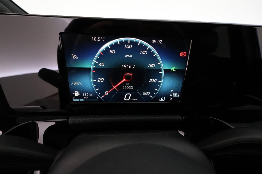 Mercedes-Benz GLA 2021