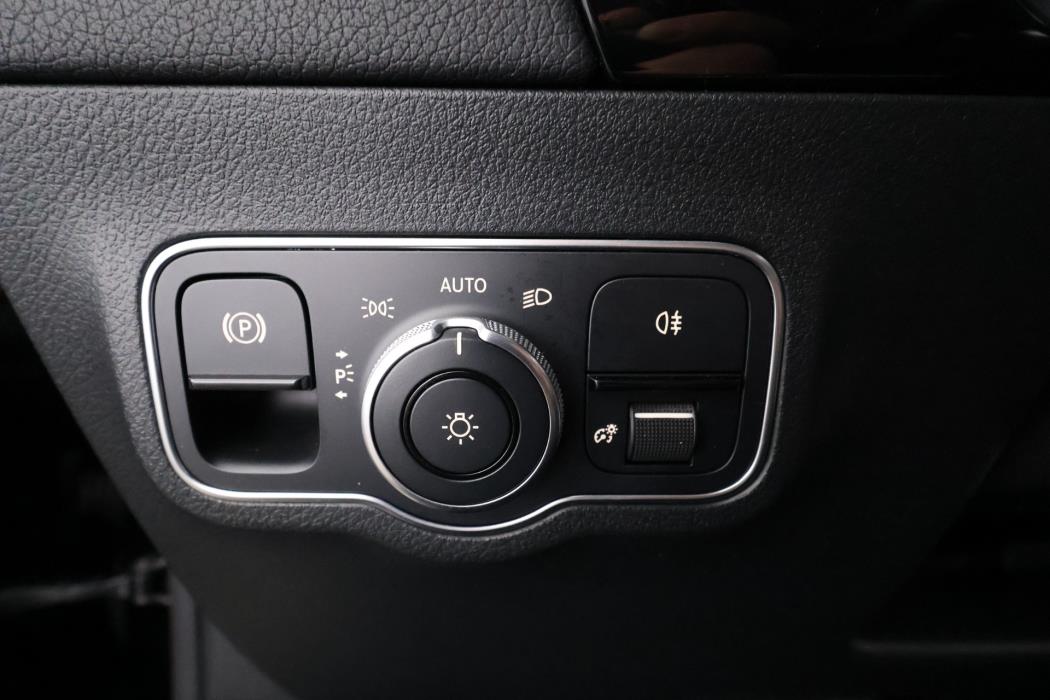 Mercedes-Benz GLA 2021