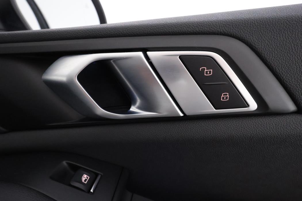 BMW X5 2021