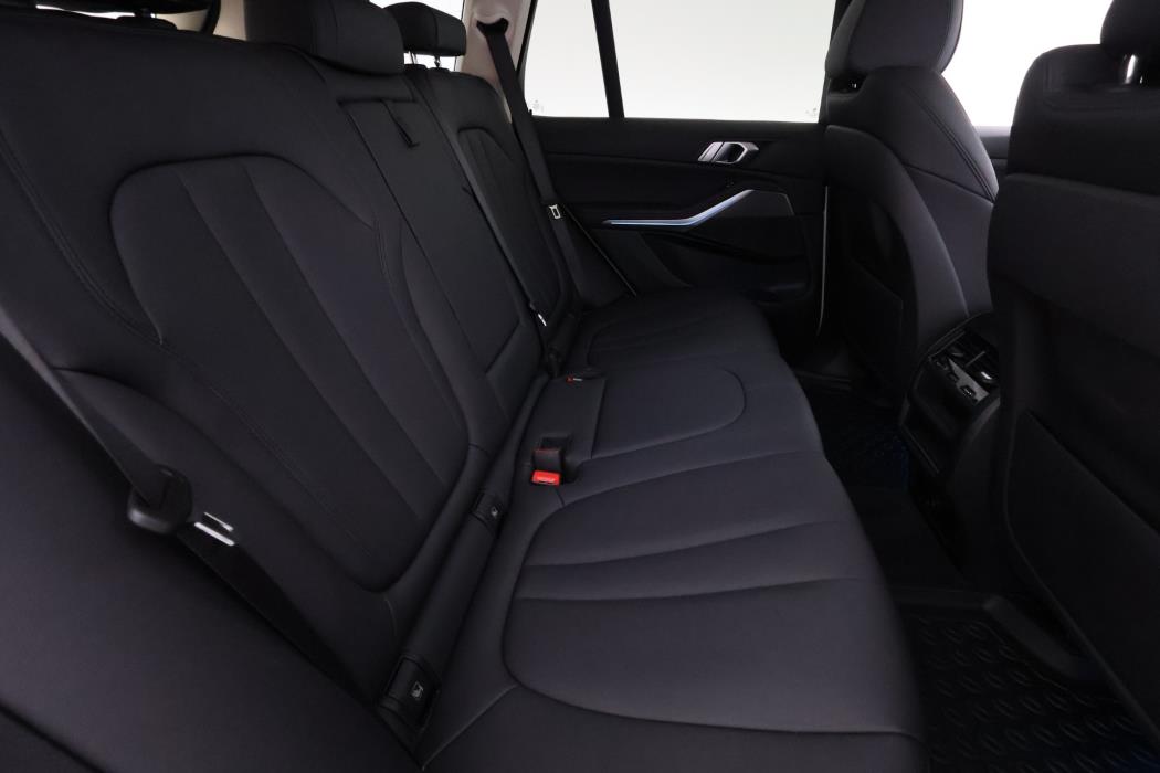 BMW X5 2021