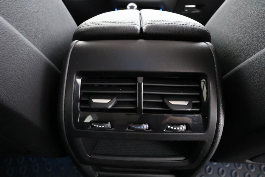 BMW X5 2021