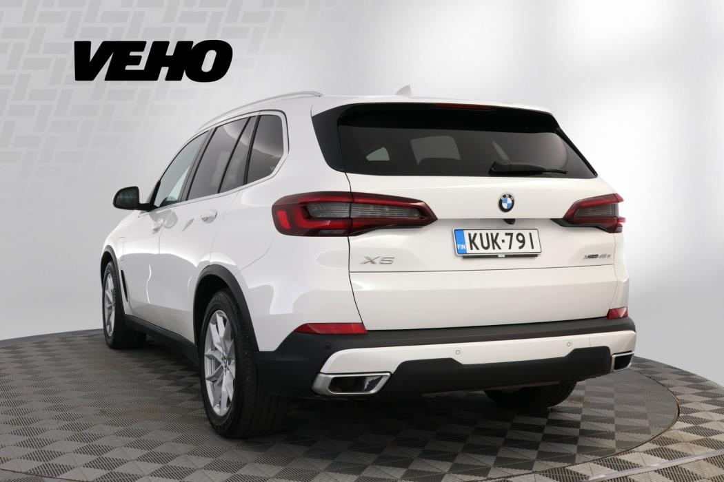 BMW X5 2021