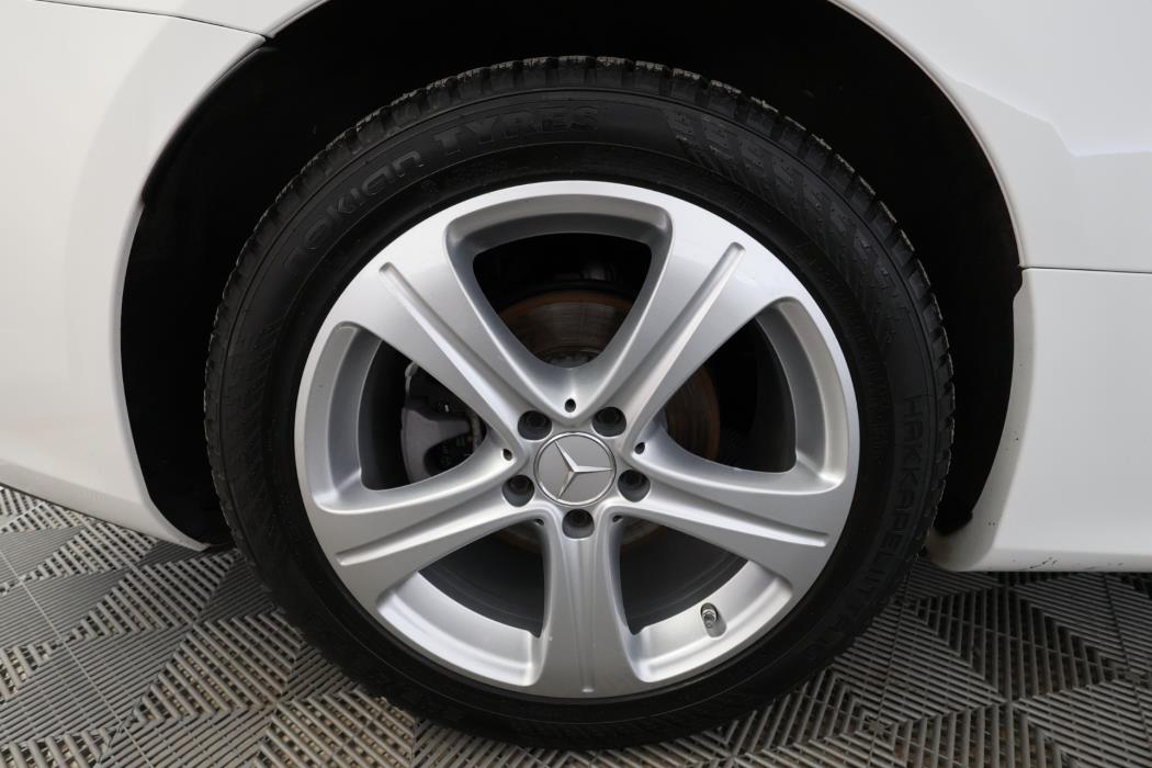 Mercedes-Benz E 2023