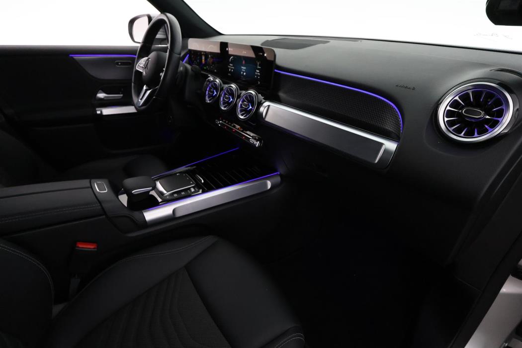 Mercedes-Benz EQB 2023