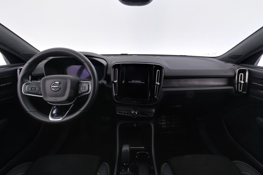 Volvo C40 2023
