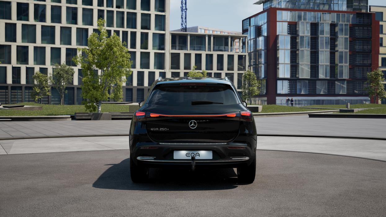 Mercedes-Benz EQA 2025