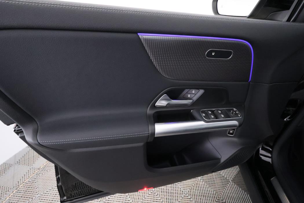 Mercedes-Benz EQA 2023