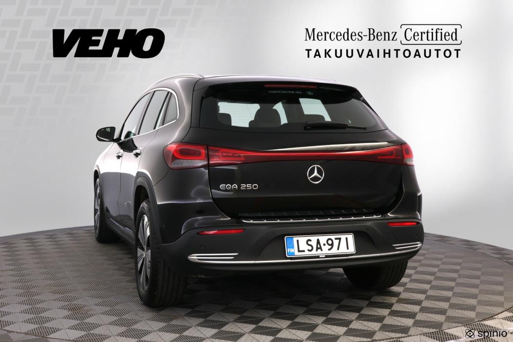 Mercedes-Benz EQA 2023