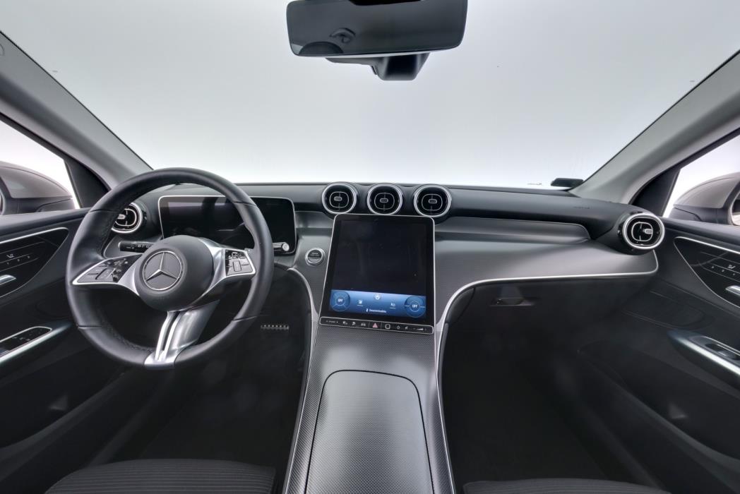Mercedes-Benz GLC 2023