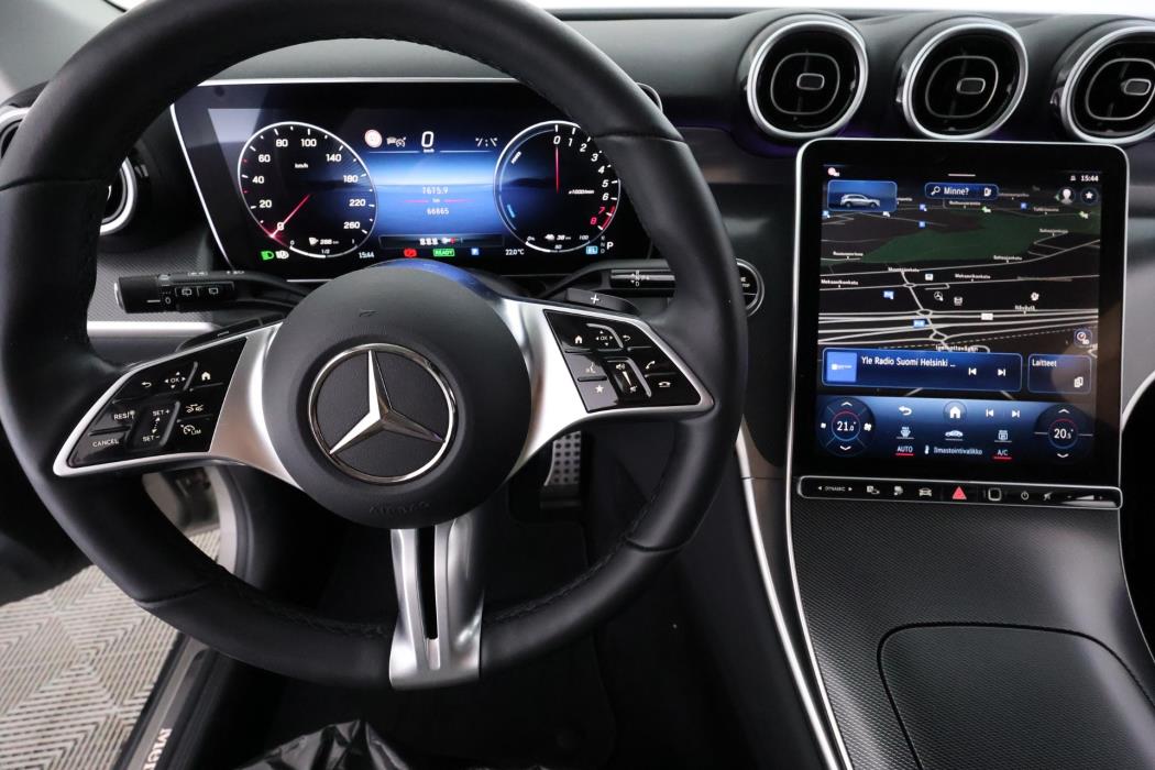 Mercedes-Benz GLC 2023