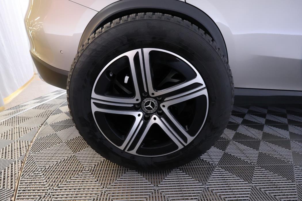 Mercedes-Benz GLC 2023