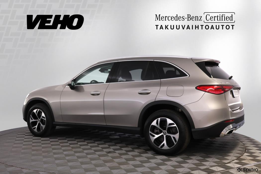 Mercedes-Benz GLC 2023