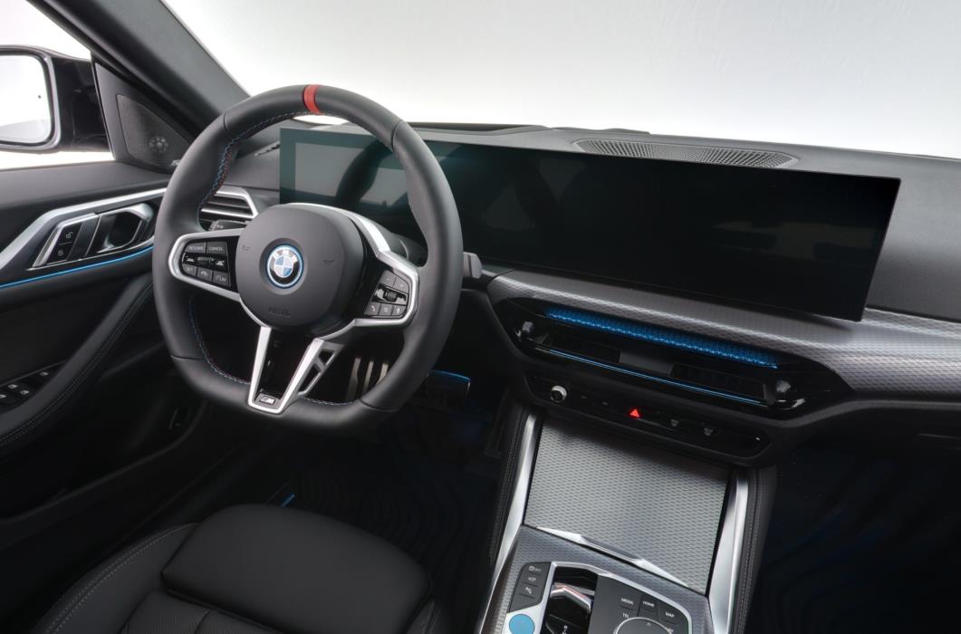 BMW i4 2025