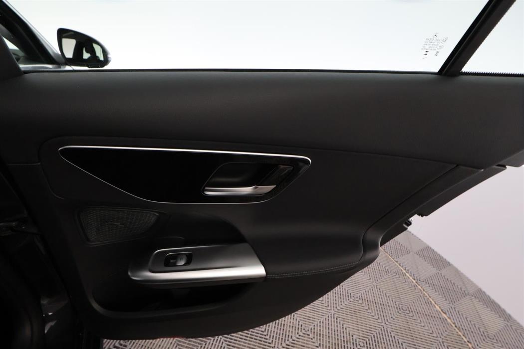 Mercedes-Benz C 2026