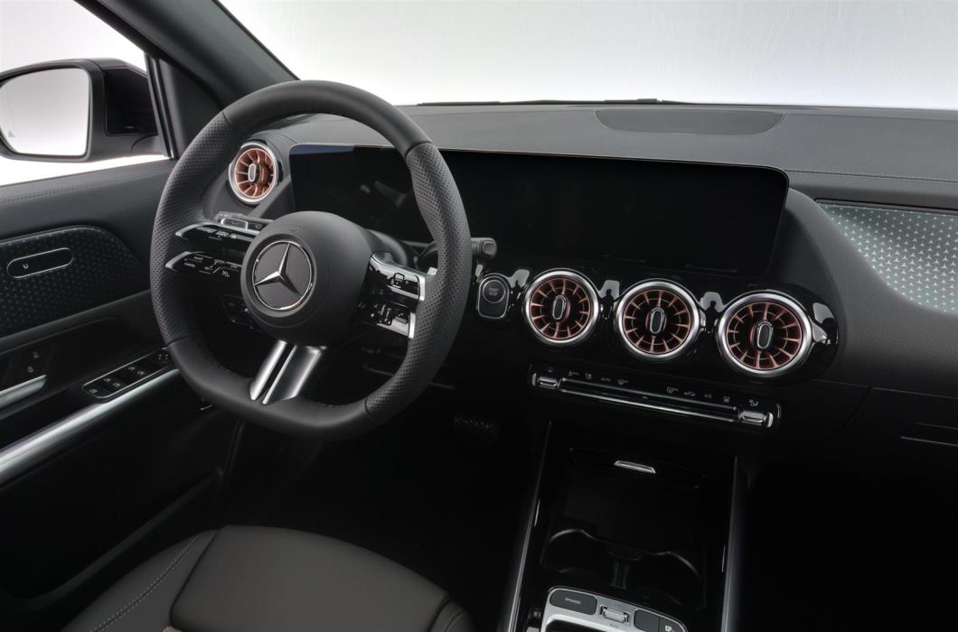 Mercedes-Benz EQA 2026