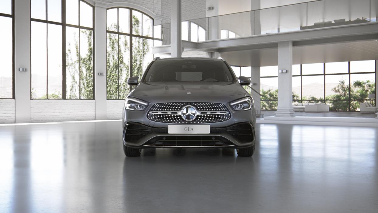 MERCEDES-BENZ GLA 2021