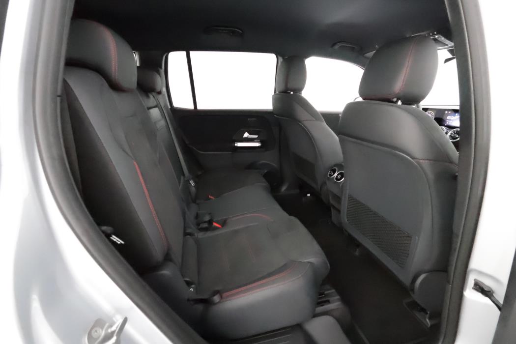 Mercedes-Benz EQB 2025