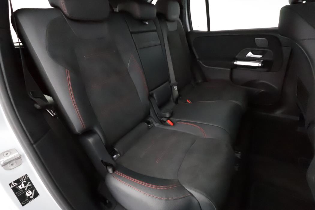 Mercedes-Benz EQB 2025