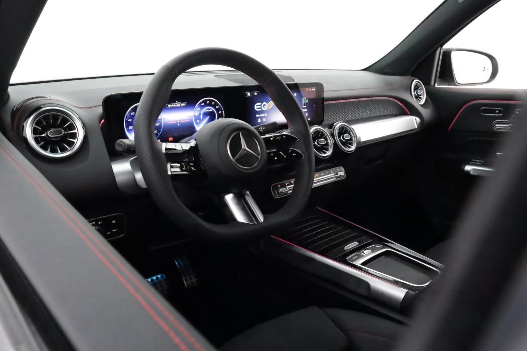 Mercedes-Benz EQB 2025