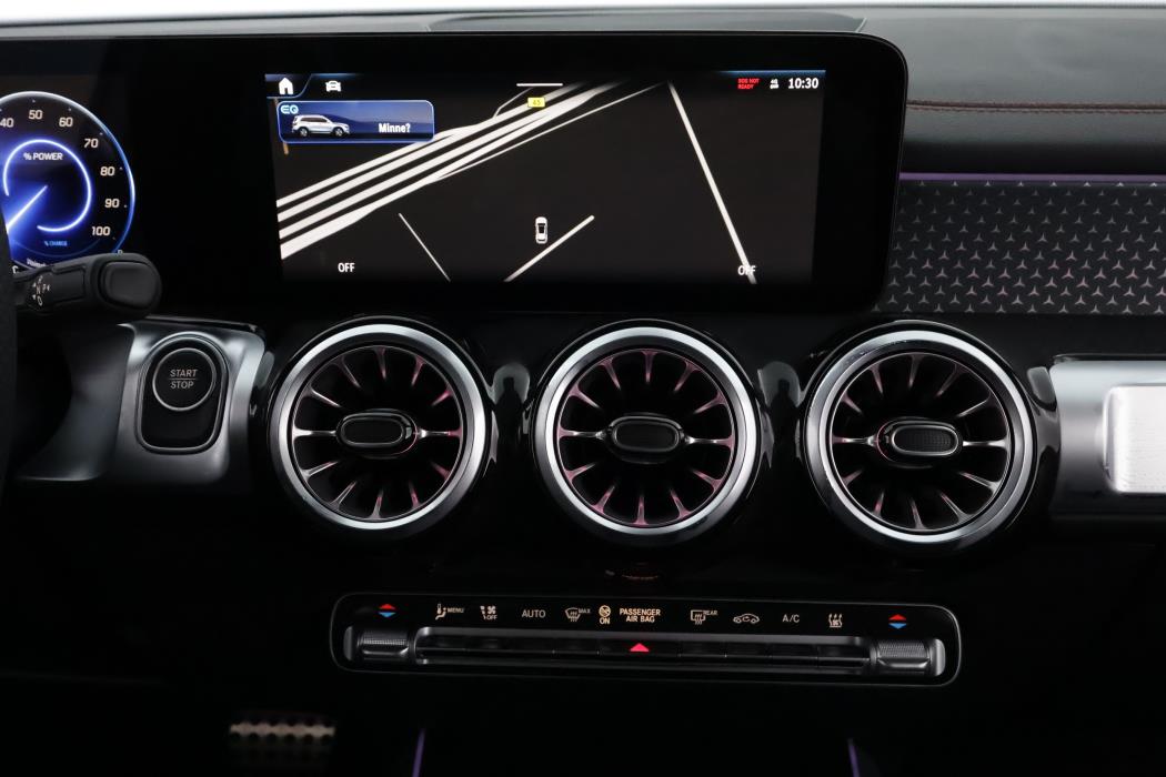 Mercedes-Benz EQB 2025