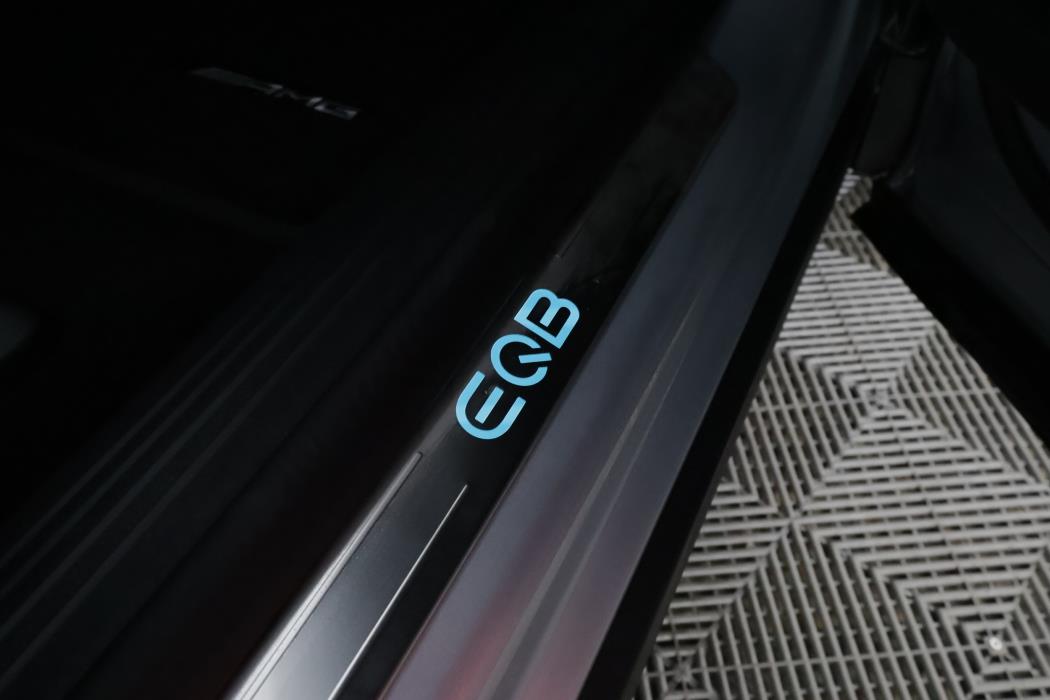 Mercedes-Benz EQB 2025