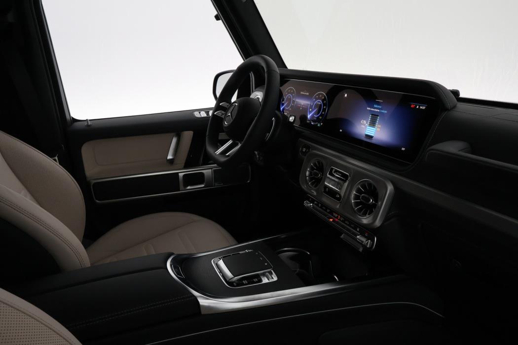 Mercedes-Benz G 2025