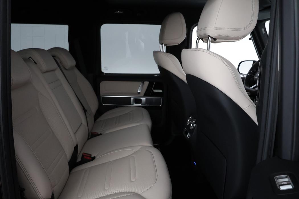 Mercedes-Benz G 2025