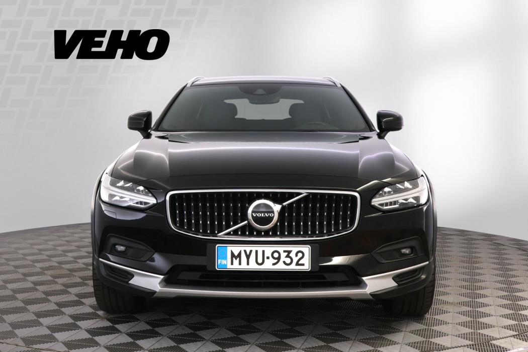Volvo V90 Cross Country 2021