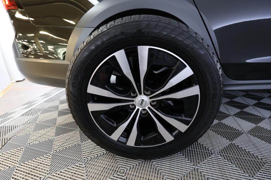 Volvo V90 Cross Country 2021