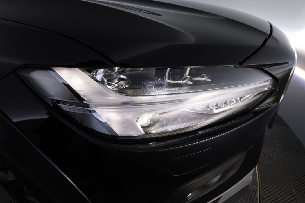 Volvo V90 Cross Country 2021
