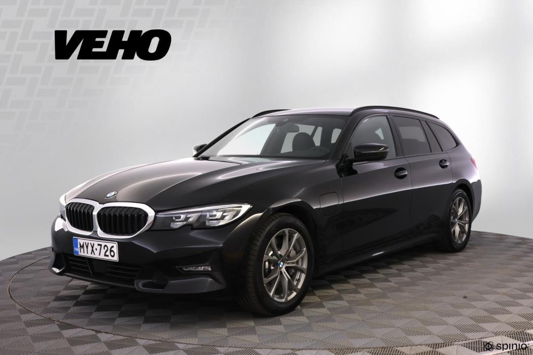 BMW 330 2021