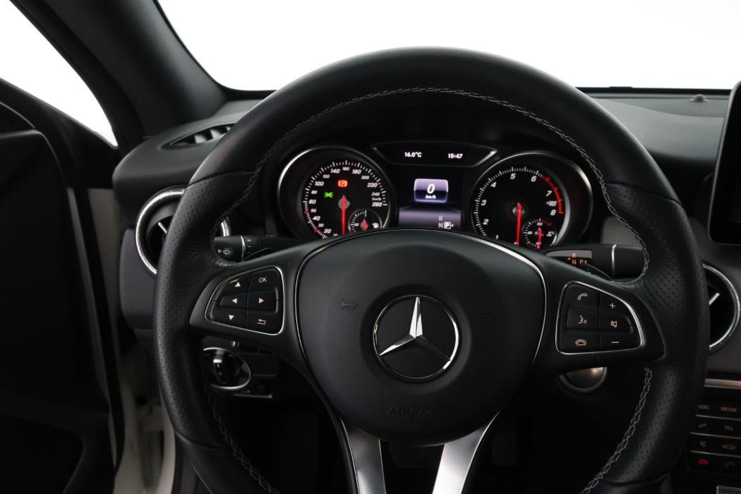 Mercedes-Benz CLA 2018