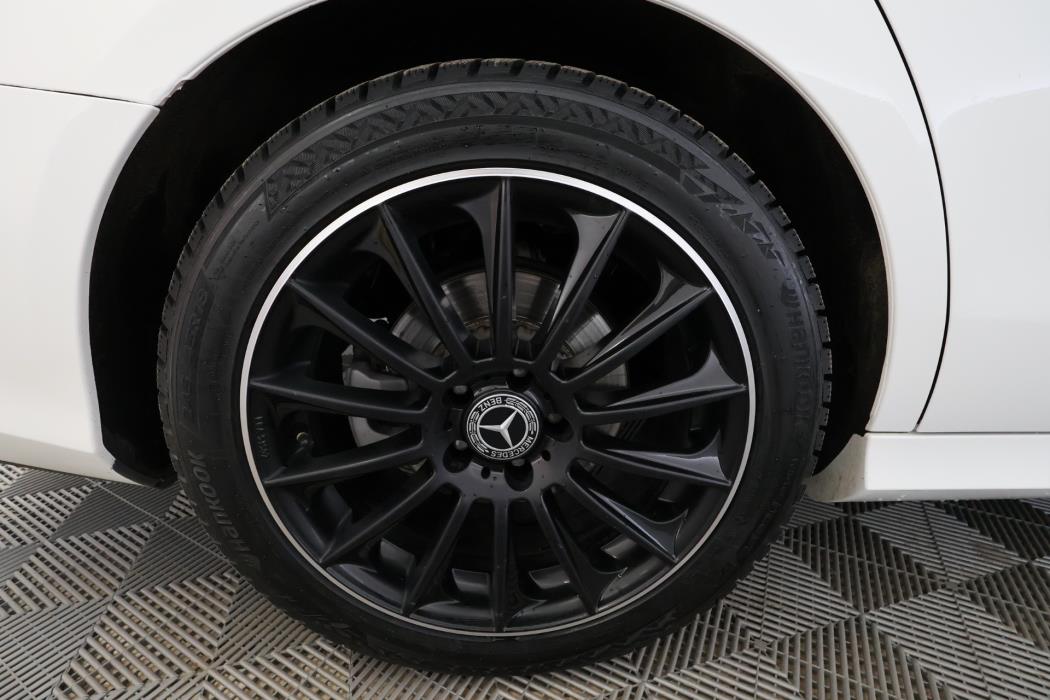 Mercedes-Benz E 2022