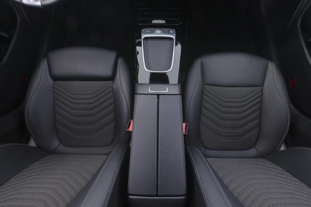 Mercedes-Benz CLA 2024
