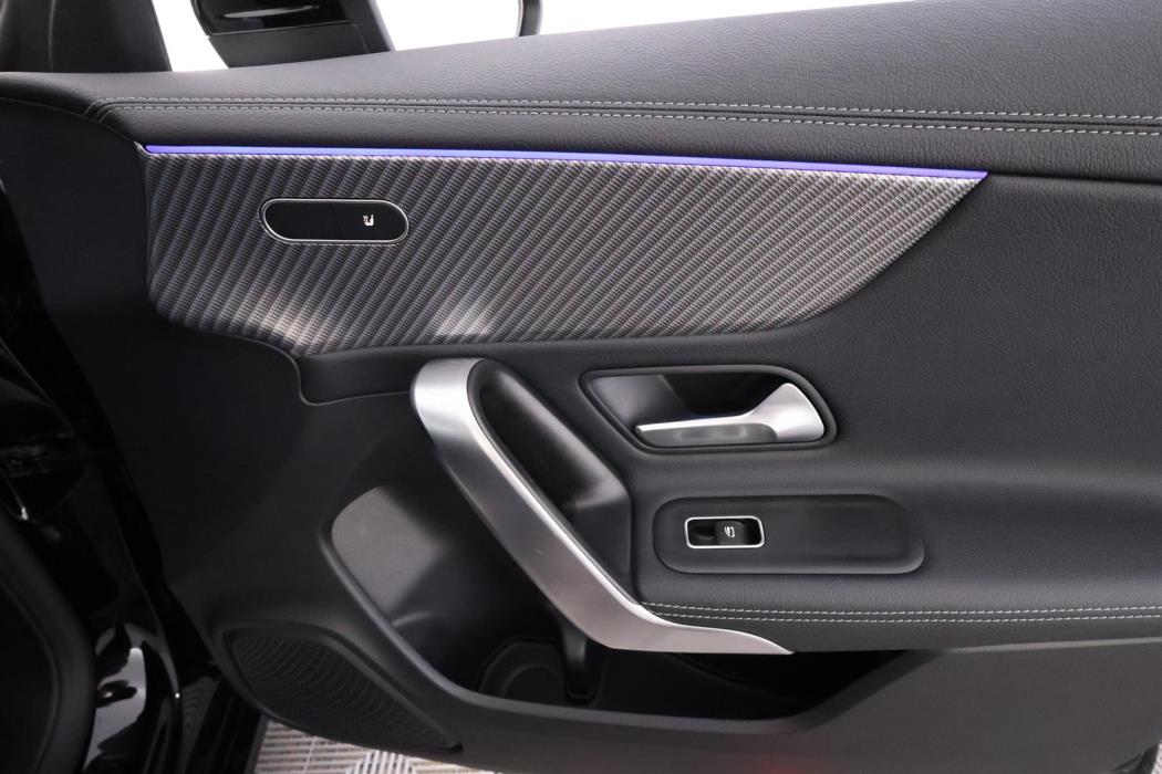 Mercedes-Benz CLA 2024