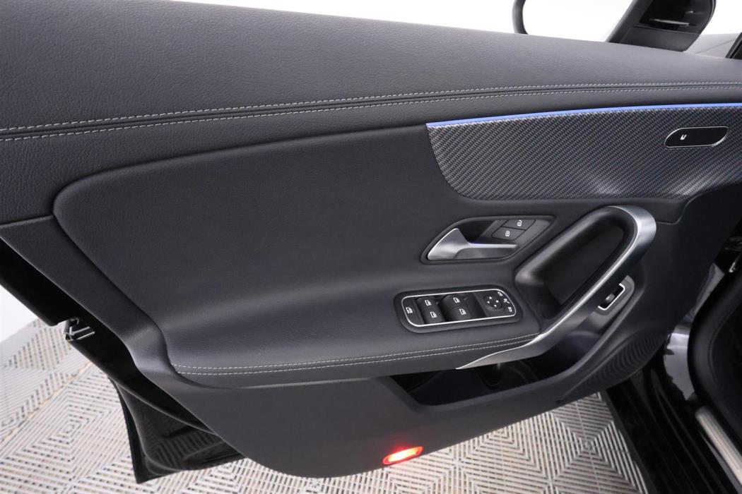 Mercedes-Benz CLA 2024